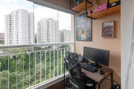 Varanda de apartamento à venda com 2 quartos, 48m² em Jardim Casablanca, São Paulo