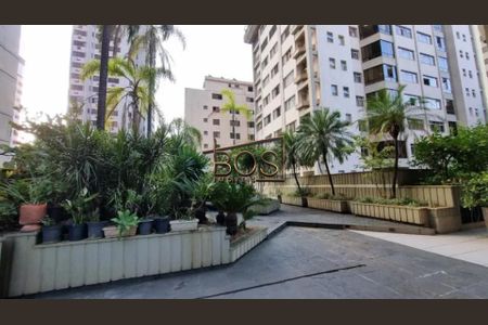 Apartamento para alugar com 264m², 4 quartos e 3 vagas