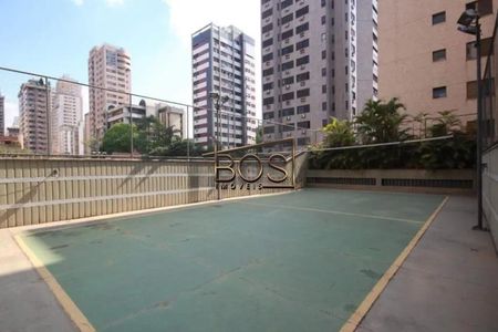 Apartamento para alugar com 264m², 4 quartos e 3 vagas