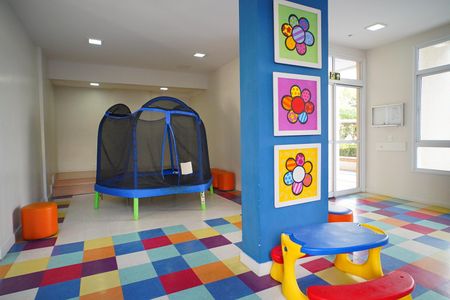 Apartamento à venda com 75m², 2 quartos e 2 vagasBrinquedoteca 
