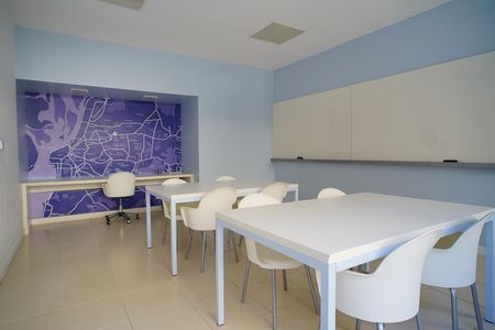 Apartamento à venda com 75m², 2 quartos e 2 vagasSala de estudos 