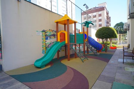 Apartamento à venda com 75m², 2 quartos e 2 vagasÁrea comum - Playground