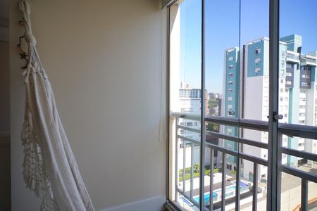 Apartamento à venda com 75m², 2 quartos e 2 vagasVaranda 