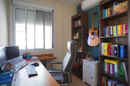 Apartamento à venda com 75m², 2 quartos e 2 vagasQuarto 2