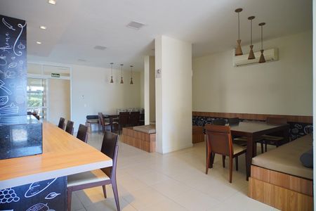 Apartamento à venda com 75m², 2 quartos e 2 vagasÁrea comum - Salão de festas