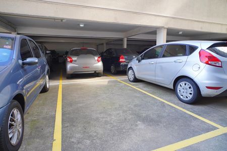 Apartamento à venda com 75m², 2 quartos e 2 vagasGaragem 