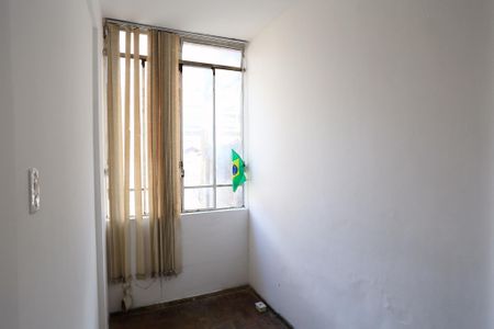 Quarto 1 de apartamento para alugar com 2 quartos, 50m² em Centro, Belo Horizonte