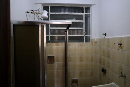 Apartamento para alugar com 50m², 2 quartos e sem vagaBanheiro