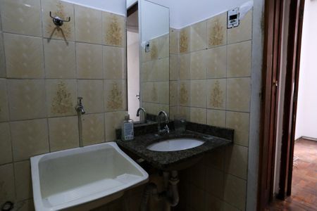 Apartamento para alugar com 50m², 2 quartos e sem vagaBanheiro