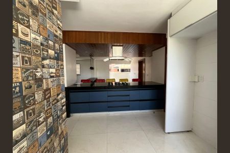 Apartamento para alugar com 118m², 2 quartos e 1 vagaSala