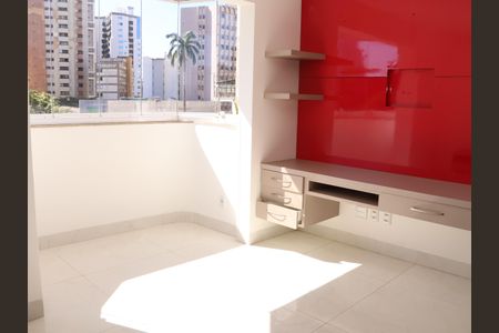 Apartamento para alugar com 118m², 1 quarto e 1 vagaSuíte