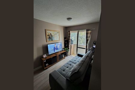 Sala  de apartamento à venda com 3 quartos, 56m² em Jardim Santa Emilia, São Paulo