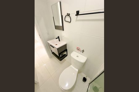 Apartamento para alugar com 64m², 2 quartos e sem vagaBanheiro