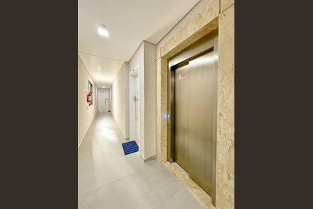 Apartamento para alugar com 64m², 2 quartos e sem vagaHall social