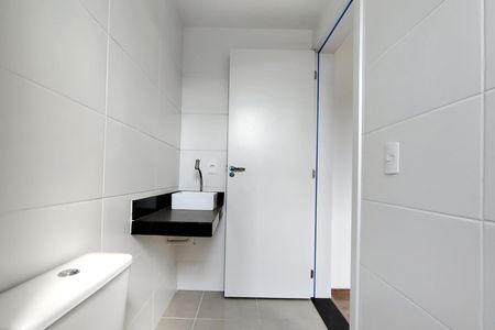 Apartamento à venda com 112m², 2 quartos e 2 vagas Apartamento à venda com 112m², 2 quartos e 2 vagasBanheiro da Suite