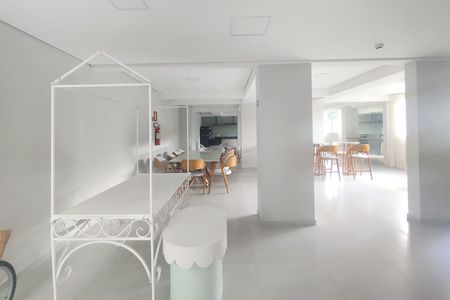 Apartamento à venda com 112m², 2 quartos e 2 vagas Apartamento à venda com 112m², 2 quartos e 2 vagasÁrea comum