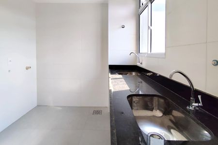 Apartamento à venda com 112m², 2 quartos e 2 vagas Apartamento à venda com 112m², 2 quartos e 2 vagasCozinha