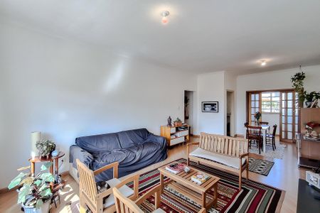 Apartamento para alugar com 117m², 2 quartos e 1 vaga Apartamento para alugar com 117m², 2 quartos e 1 vagaSala