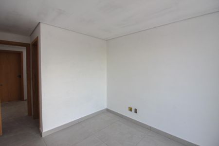 Suíte 1 de casa à venda com 2 quartos, 78m² em Copacabana, Belo Horizonte