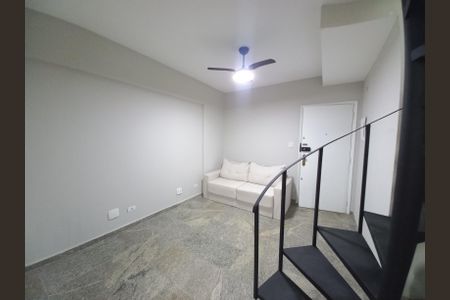 Sala de apartamento para alugar com 1 quarto, 65m² em Centro, São Vicente