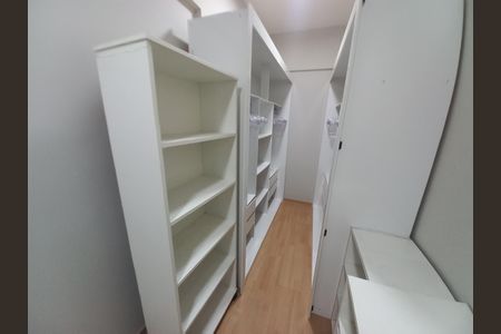 Apartamento para alugar com 65m², 1 quarto e 1 vaga Apartamento para alugar com 65m², 1 quarto e 1 vagaCloset