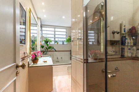 Apartamento à venda com 268m², 3 quartos e 1 vagaBanheiro da Suíte
