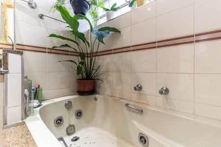 Apartamento à venda com 268m², 3 quartos e 1 vagaBanheiro da Suíte