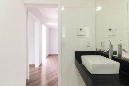 Casa para alugar com 80m², 2 quartos e 1 vagaBanheiro 