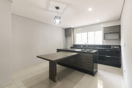Casa para alugar com 80m², 2 quartos e 1 vagaCozinha 