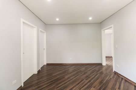 Casa para alugar com 80m², 2 quartos e 1 vagaSala 