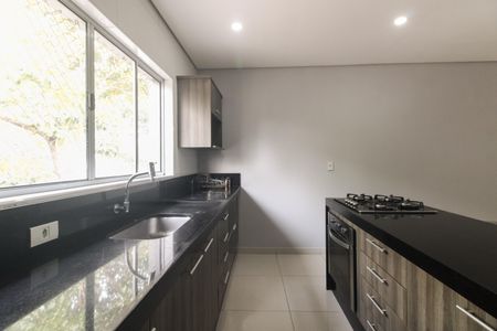 Casa para alugar com 80m², 2 quartos e 1 vagaCozinha 