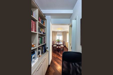 Apartamento à venda com 122m², 3 quartos e 2 vagasEscritório