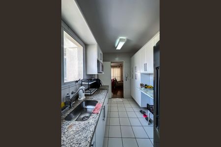 Apartamento à venda com 122m², 3 quartos e 2 vagasCozinha