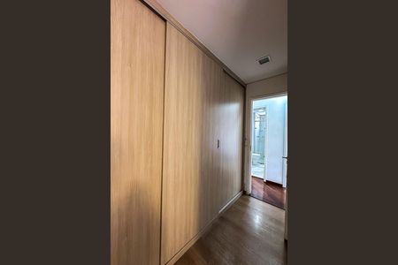 Apartamento à venda com 122m², 3 quartos e 2 vagasCloset da suíte