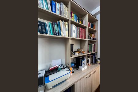 Apartamento à venda com 122m², 3 quartos e 2 vagasEscritório