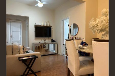 Apartamento à venda com 96m², 2 quartos e 1 vaga