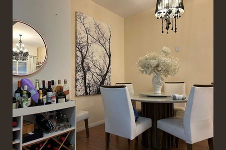 Apartamento à venda com 96m², 2 quartos e 1 vaga