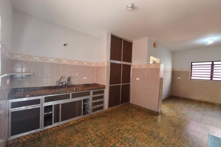 Cozinha de casa para alugar com 3 quartos, 327m² em Vila Carminha, Campinas