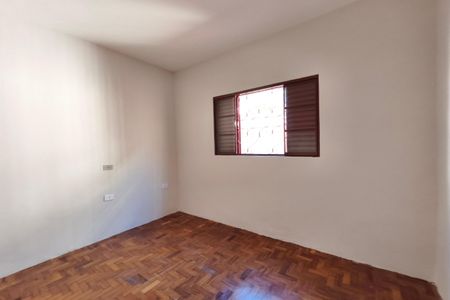 Casa para alugar com 327m², 3 quartos e 3 vagas Casa para alugar com 327m², 3 quartos e 3 vagasQuarto 2