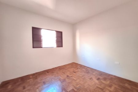 Casa para alugar com 327m², 3 quartos e 3 vagas Casa para alugar com 327m², 3 quartos e 3 vagasQuarto 2