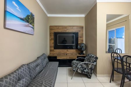 Sala de apartamento para alugar com 1 quarto, 48m² em Maracanã, Praia Grande