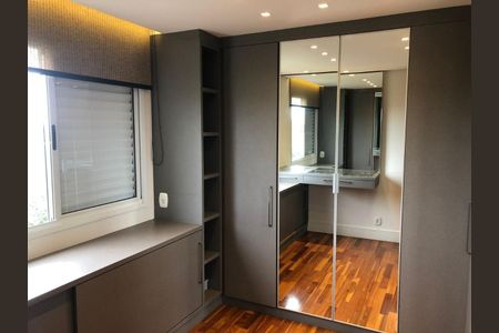 Apartamento à venda com 5 quartos, 210m² em Vila Brandina, Campinas