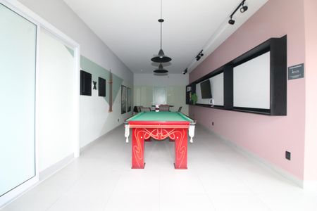 Apartamento para alugar com 55m², 2 quartos e 1 vagaÁrea comum - Sala de Jogos