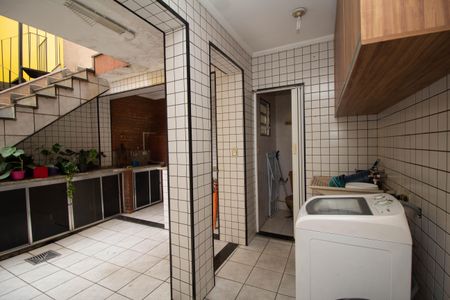 Casa à venda com 188m², 3 quartos e 2 vagasÁrea de Serviço