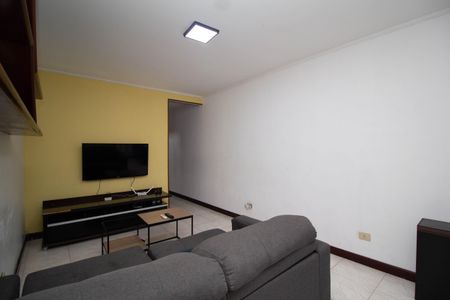 Sala de casa à venda com 3 quartos, 188m² em Jardim Marisa, São Paulo