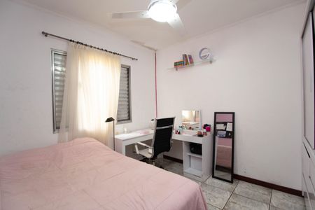 Casa à venda com 188m², 3 quartos e 2 vagasQuarto 3
