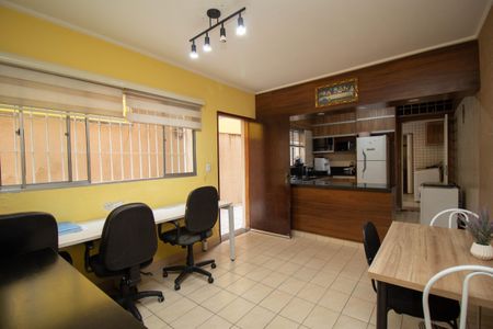 Casa à venda com 188m², 3 quartos e 2 vagasCopa