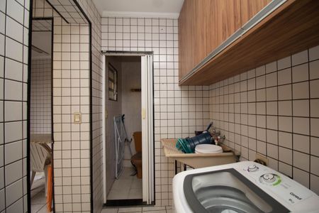 Casa à venda com 188m², 3 quartos e 2 vagasÁrea de Serviço