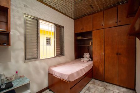 Casa à venda com 188m², 3 quartos e 2 vagasQuarto 2