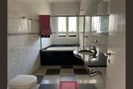 Casa à venda com 5 quartos, 1067m² em Residencial Tambore, Barueri